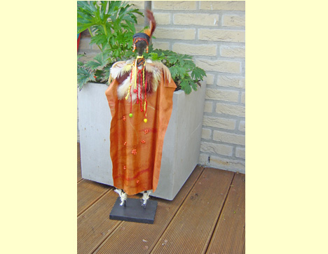 Vrouw van bruine stof